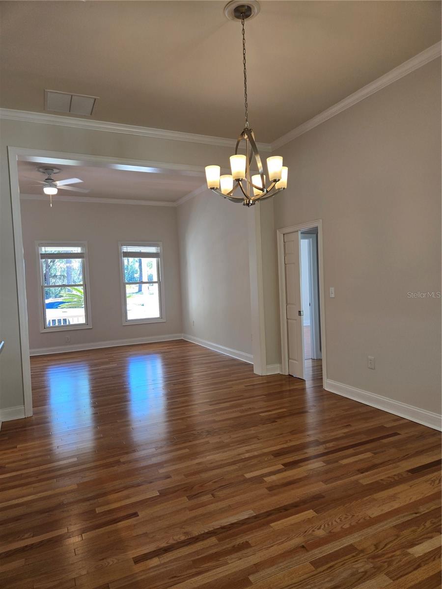 Image 20 of 59 For 6714 40th Terrace