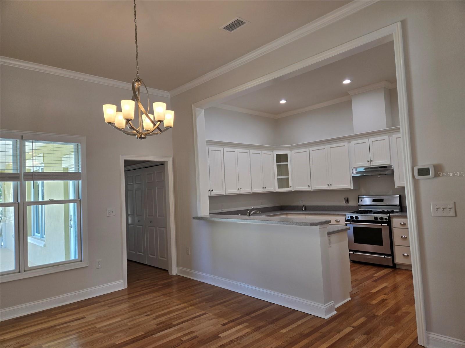 Image 22 of 59 For 6714 40th Terrace