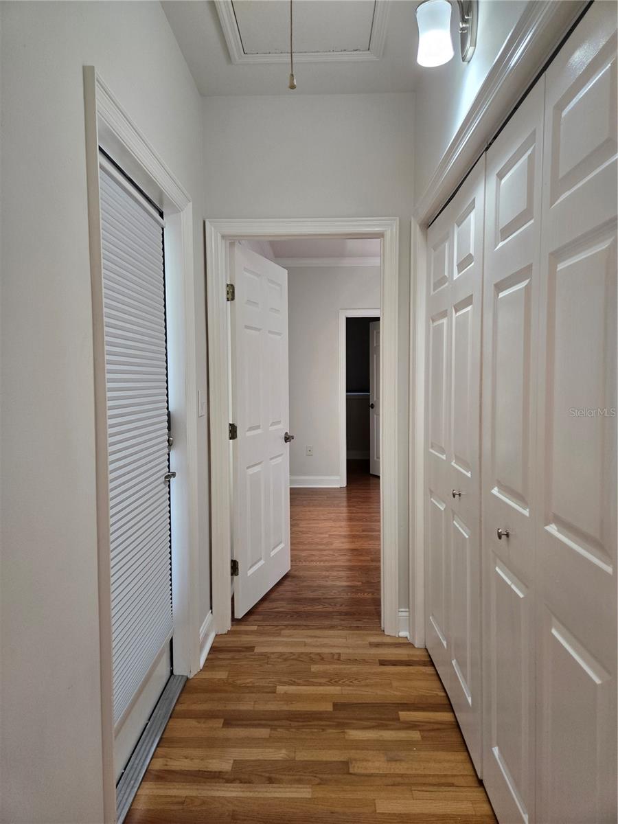 Image 33 of 59 For 6714 40th Terrace