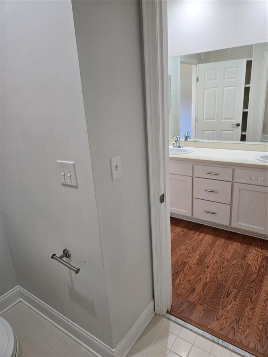 Image 40 of 59 For 6714 40th Terrace