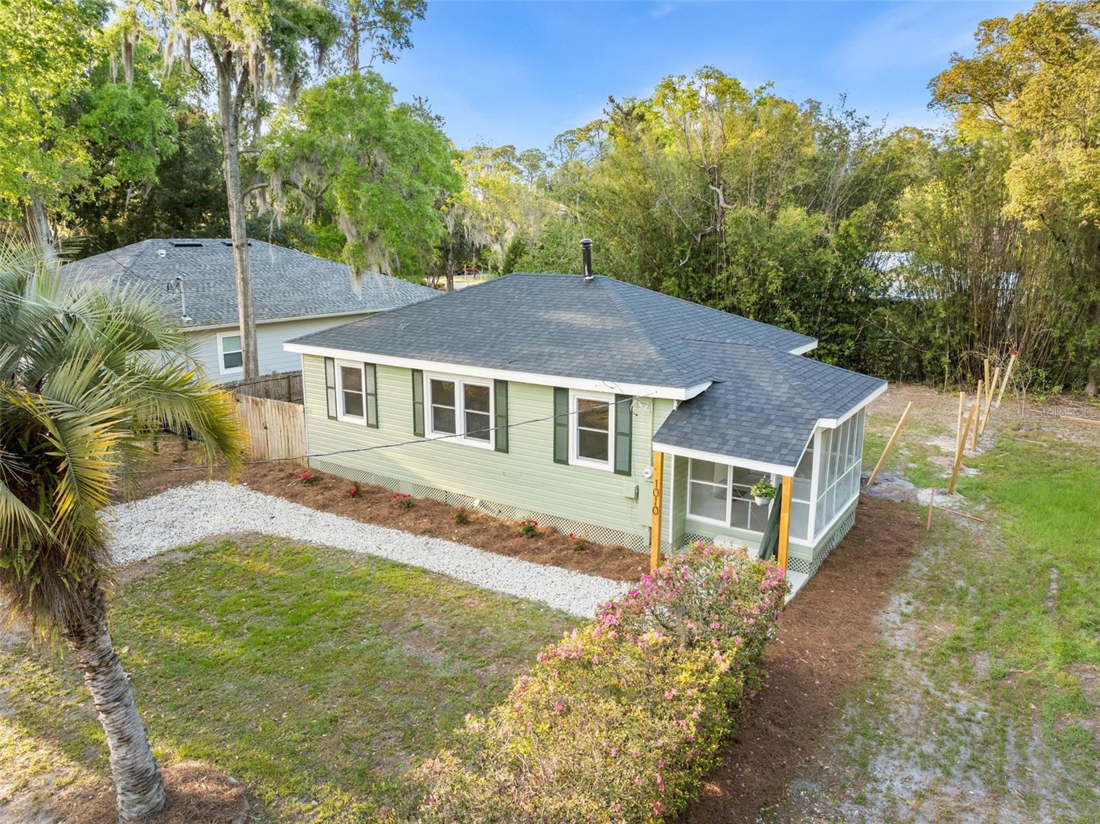 Image 14 of 15 For 1010 7th Place