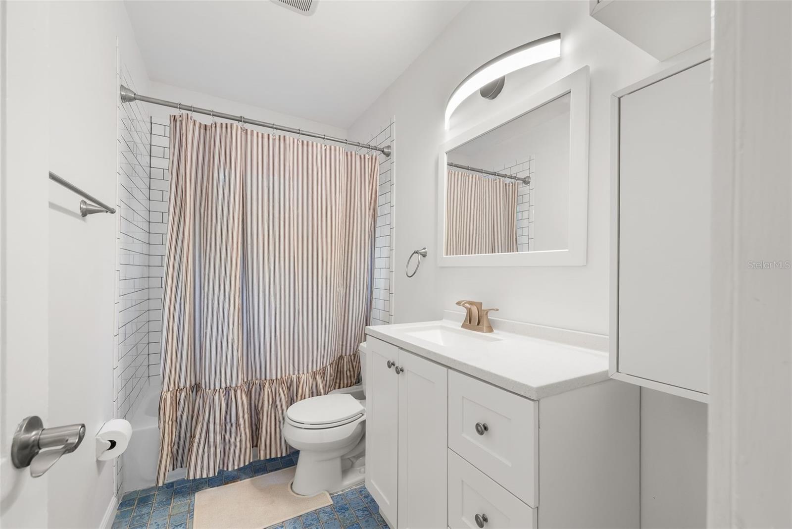 Image 9 of 15 For 1010 7th Place