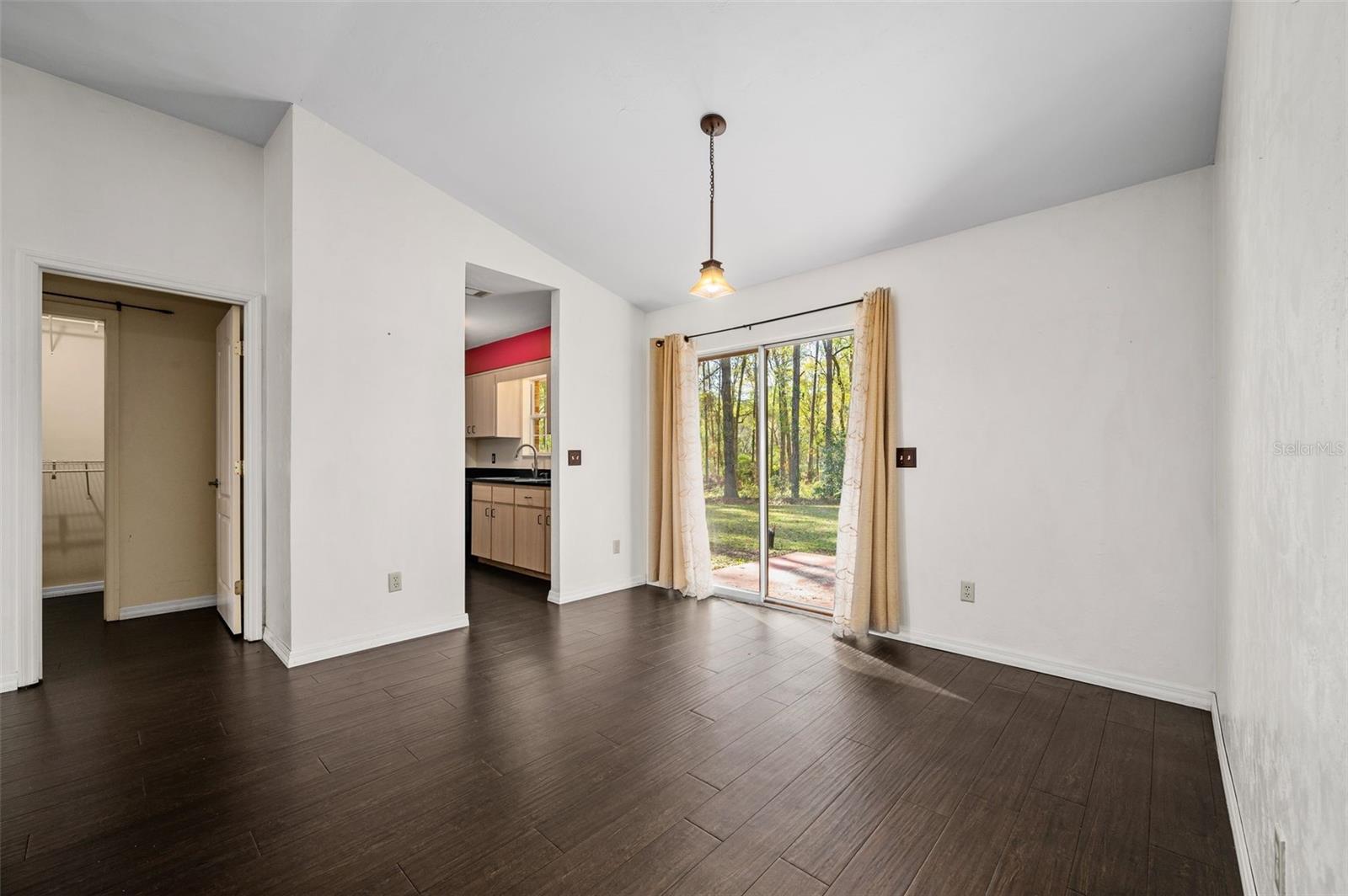 Image 10 of 40 For 16319 120th Place