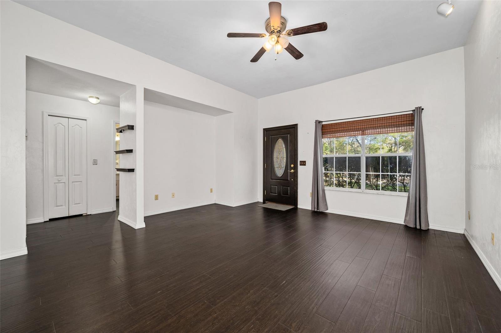 Image 8 of 40 For 16319 120th Place