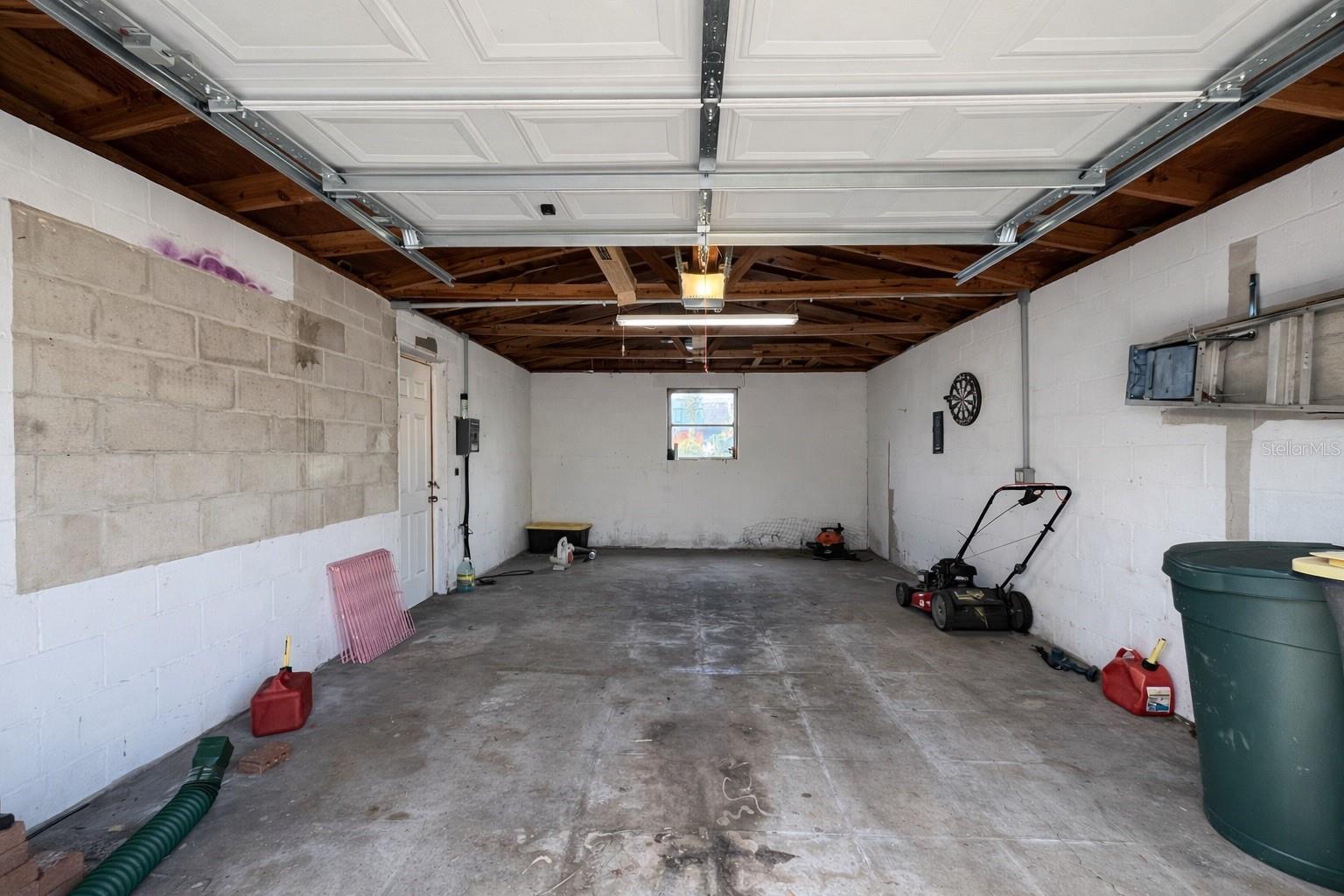 Image 31 of 33 For 509 Murray Drive