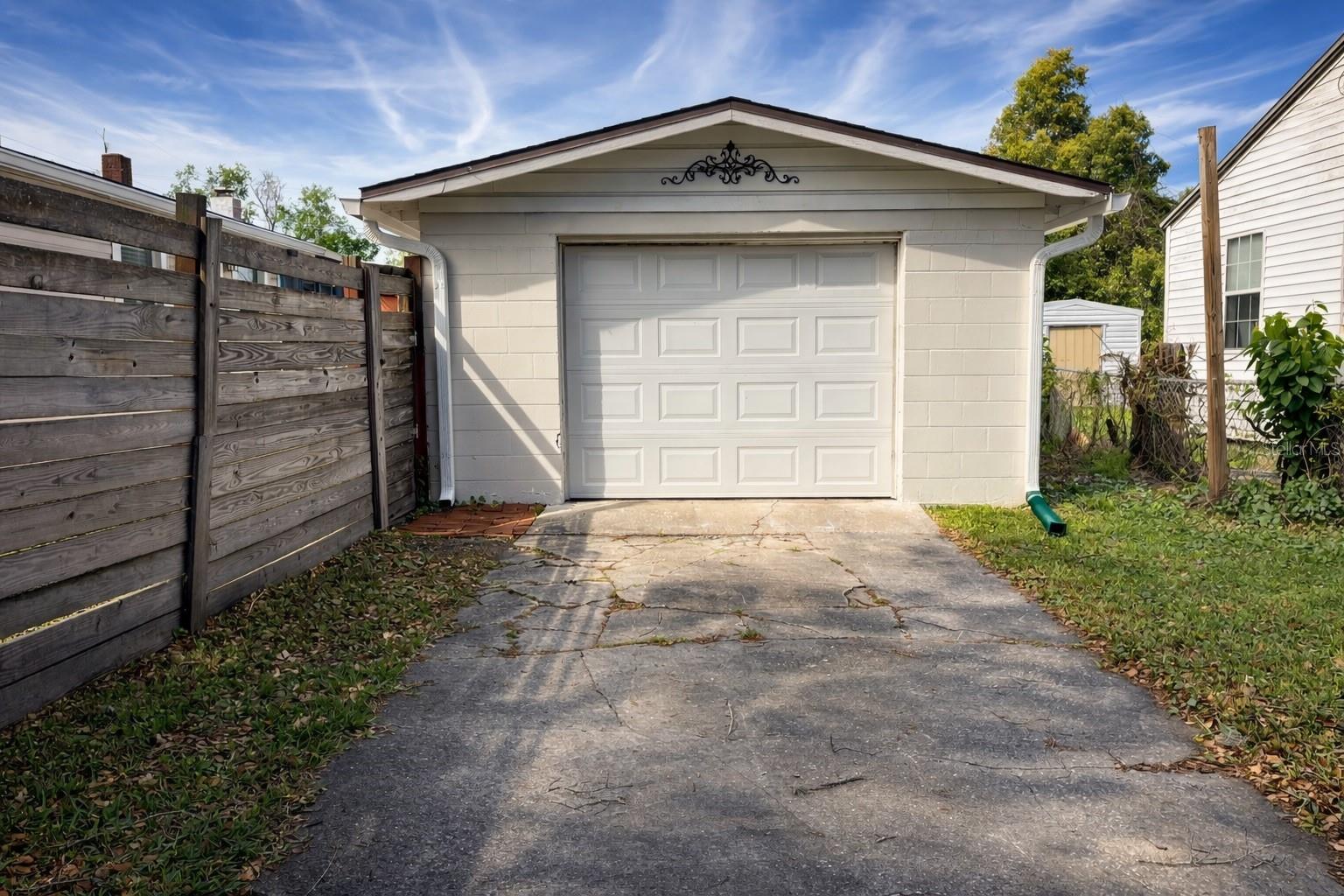 Image 4 of 33 For 509 Murray Drive