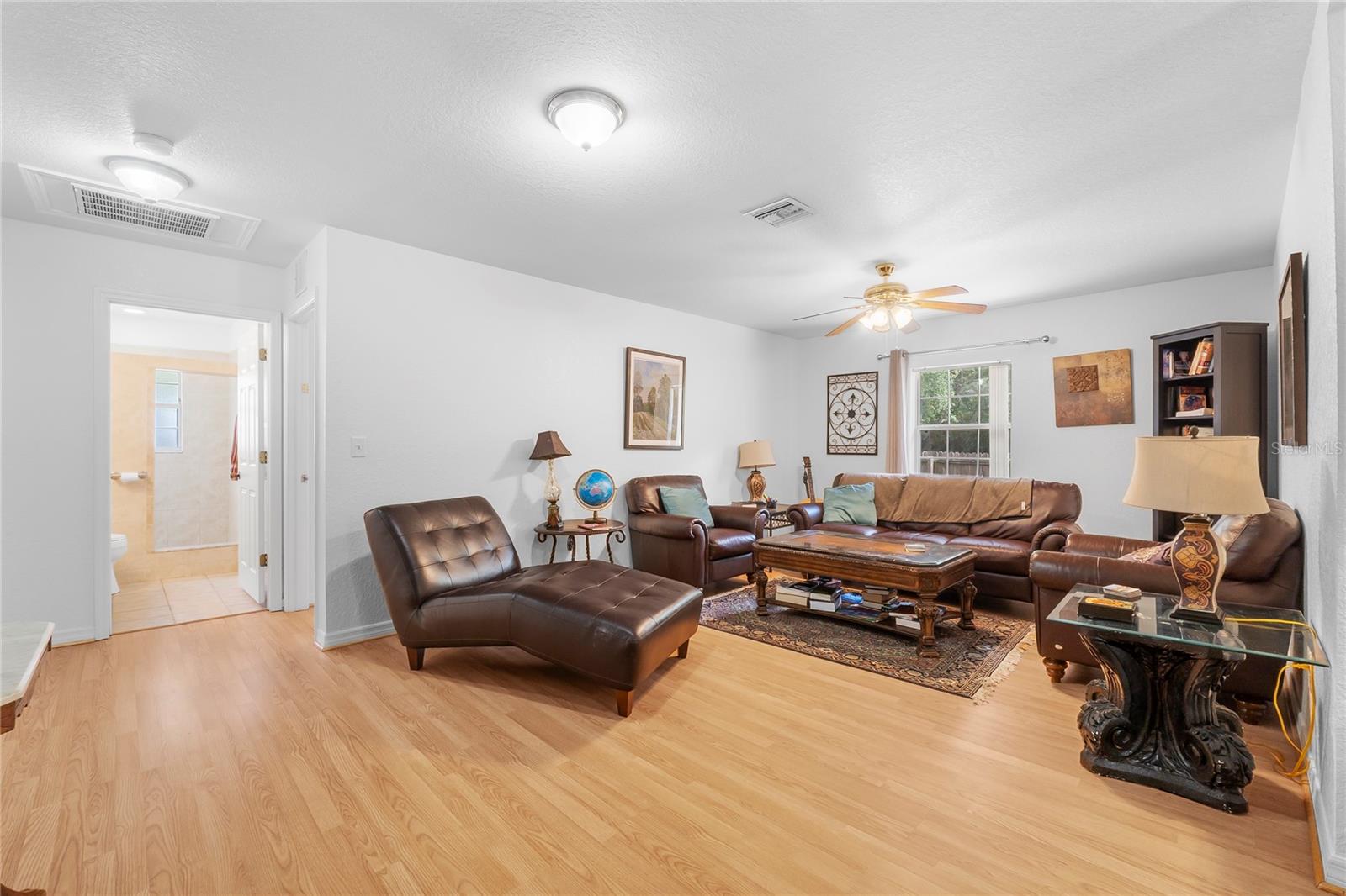 Image 15 of 41 For 1701 38th Avenue