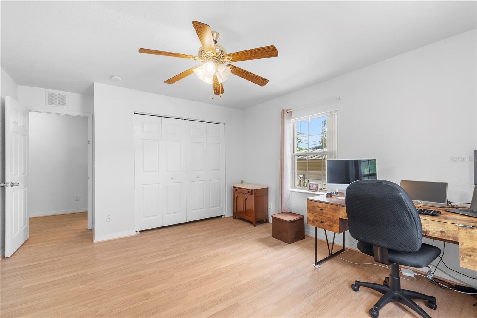 Image 24 of 41 For 1701 38th Avenue