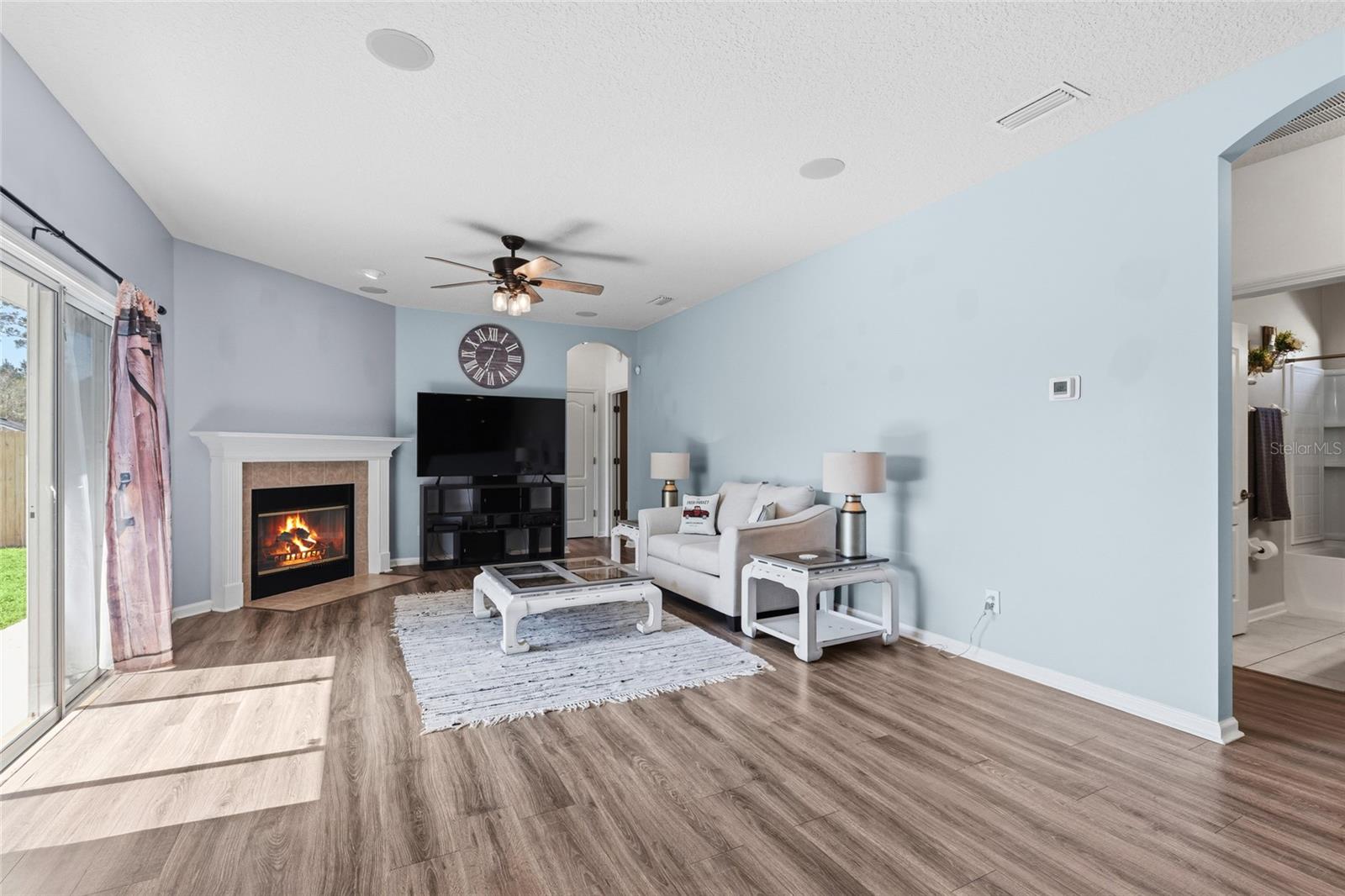 Image 17 of 38 For 45095 Dutton Way