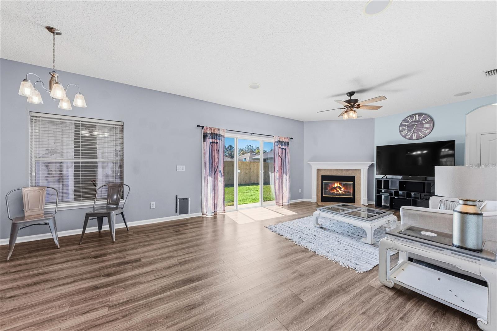 Image 22 of 38 For 45095 Dutton Way