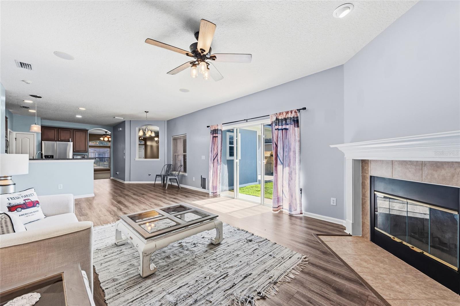 Image 23 of 38 For 45095 Dutton Way