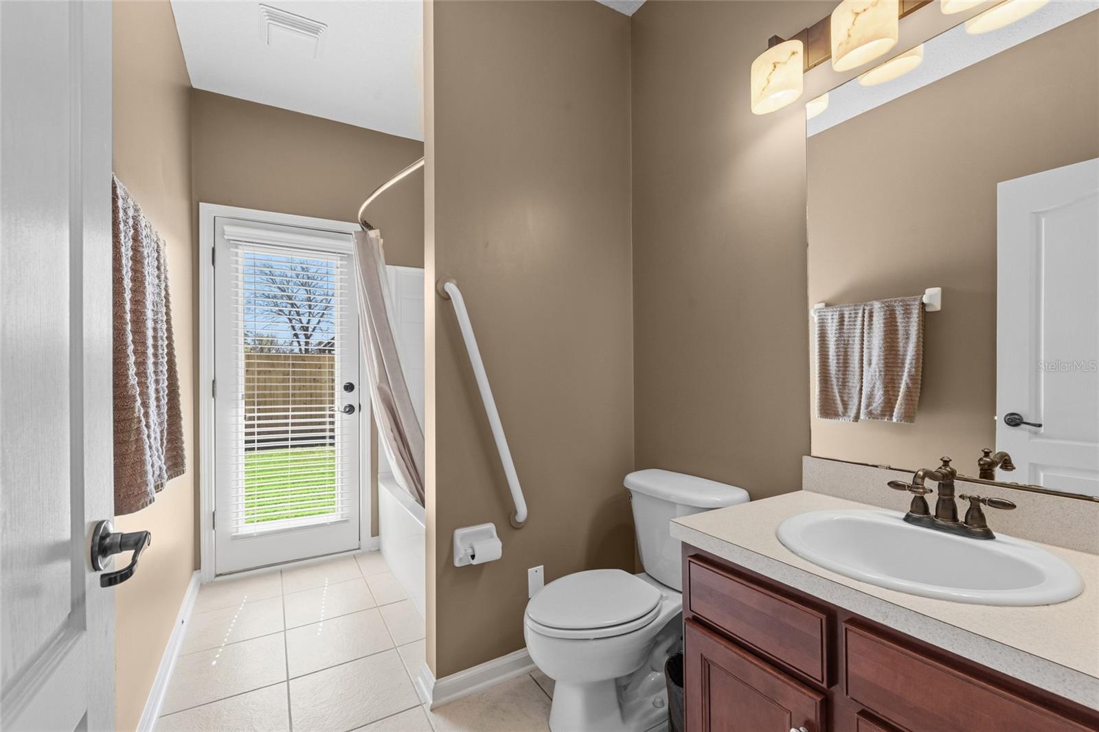 Image 33 of 38 For 45095 Dutton Way