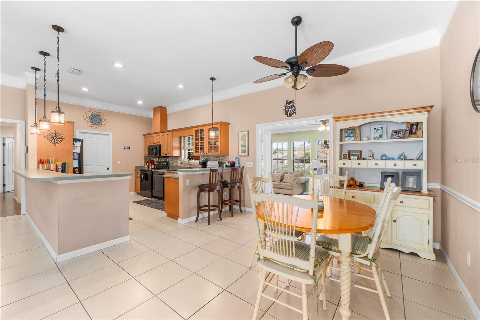 Image 13 of 35 For 25338 21st Place