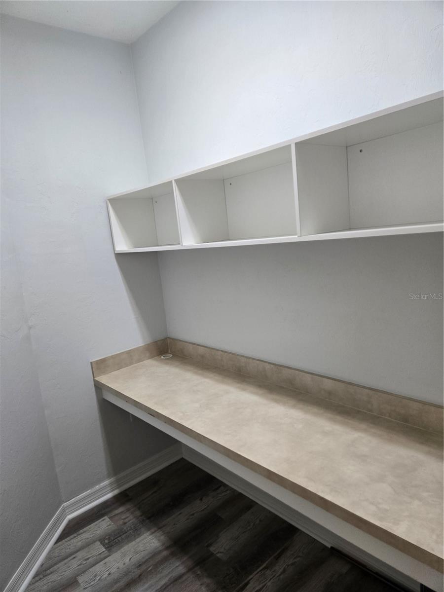 Image 28 of 48 For 13200 Newberry Road Z145