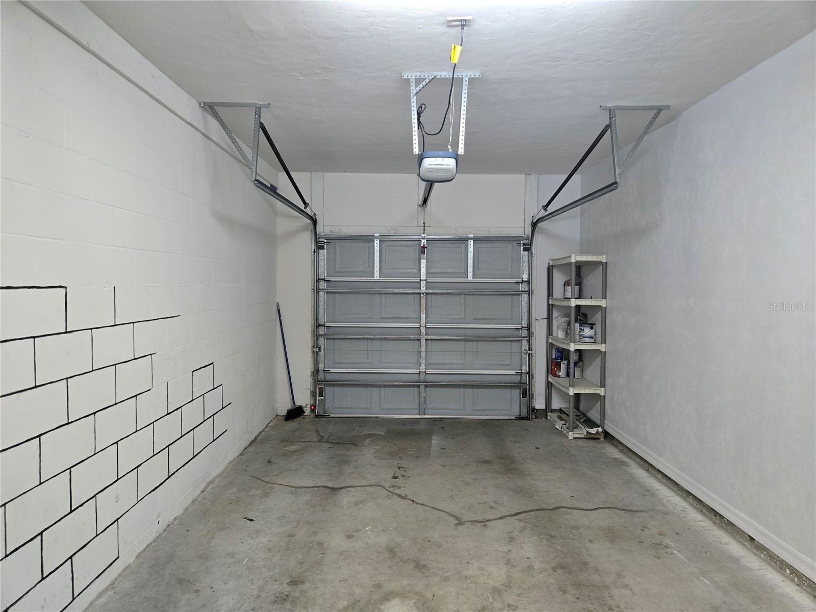 Image 39 of 48 For 13200 Newberry Road Z145