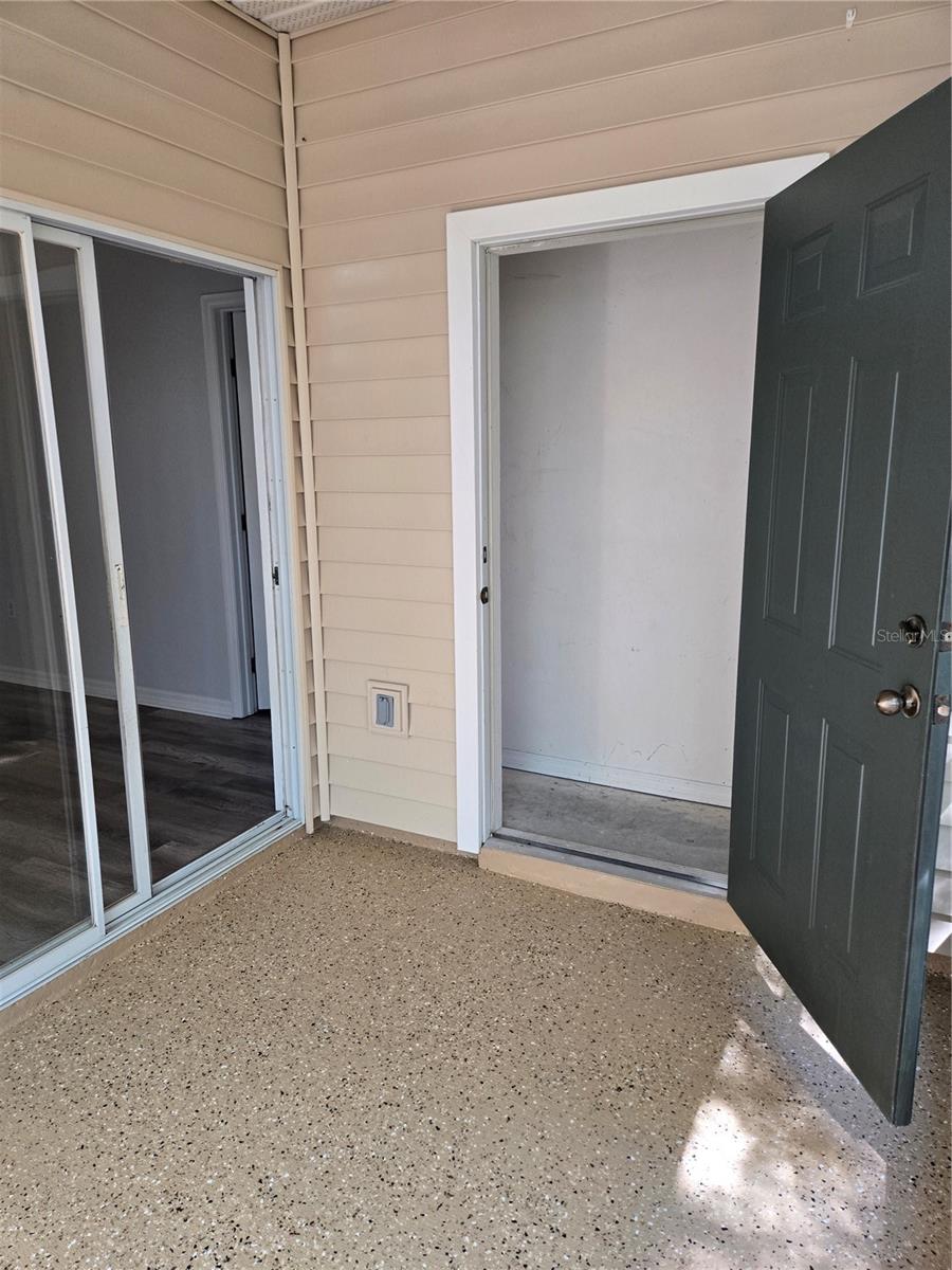 Image 40 of 48 For 13200 Newberry Road Z145