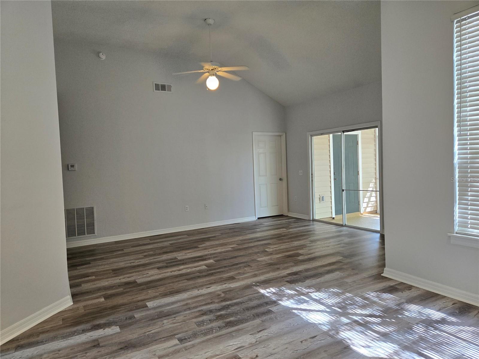 Image 6 of 48 For 13200 Newberry Road Z145