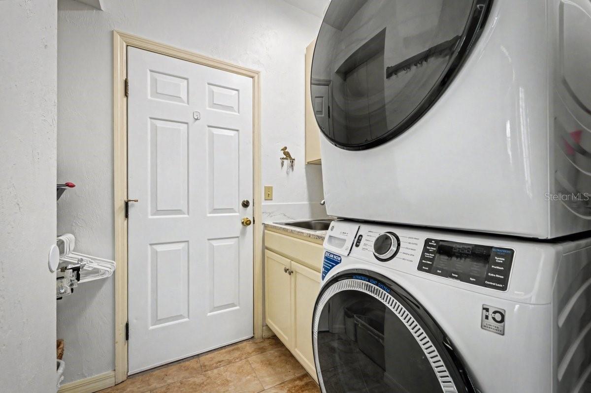 Image 41 of 79 For 1882 Royal Lytham Court