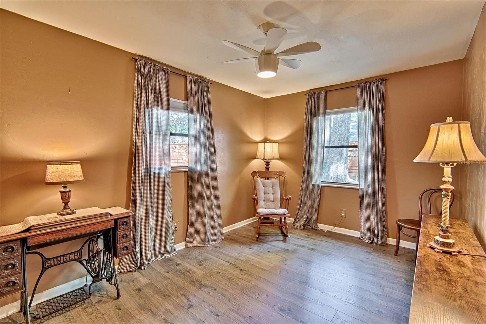 Image 16 of 26 For 22434 176th Avenue