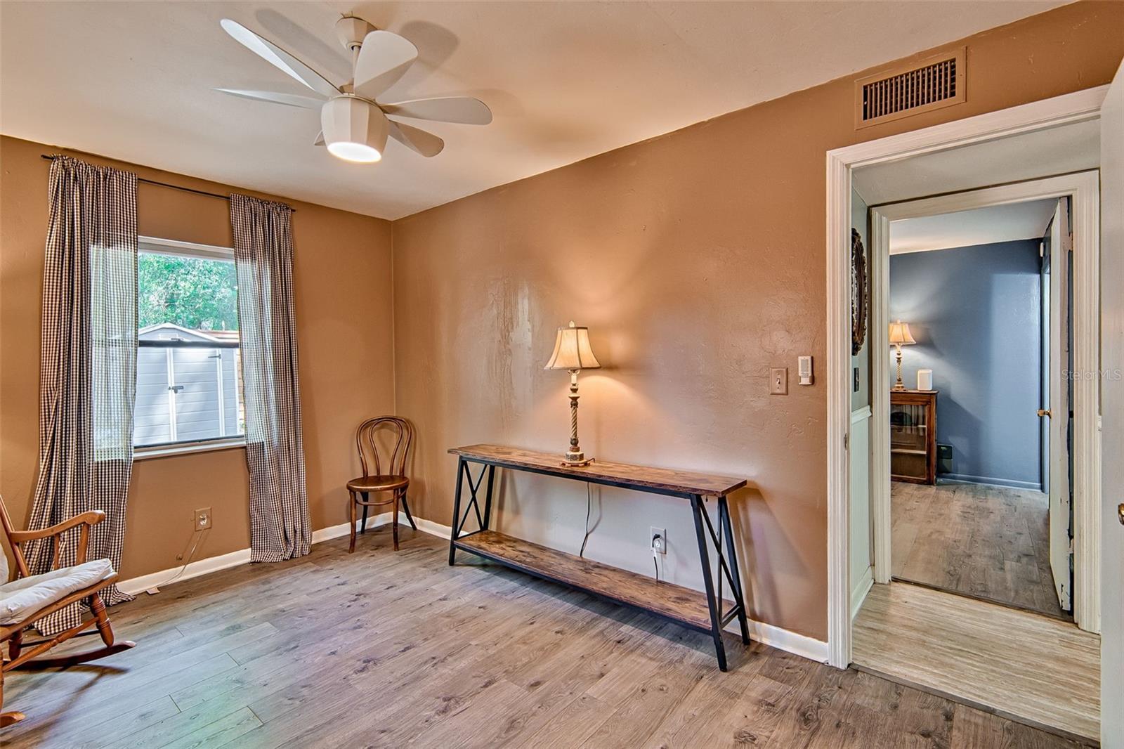 Image 17 of 26 For 22434 176th Avenue