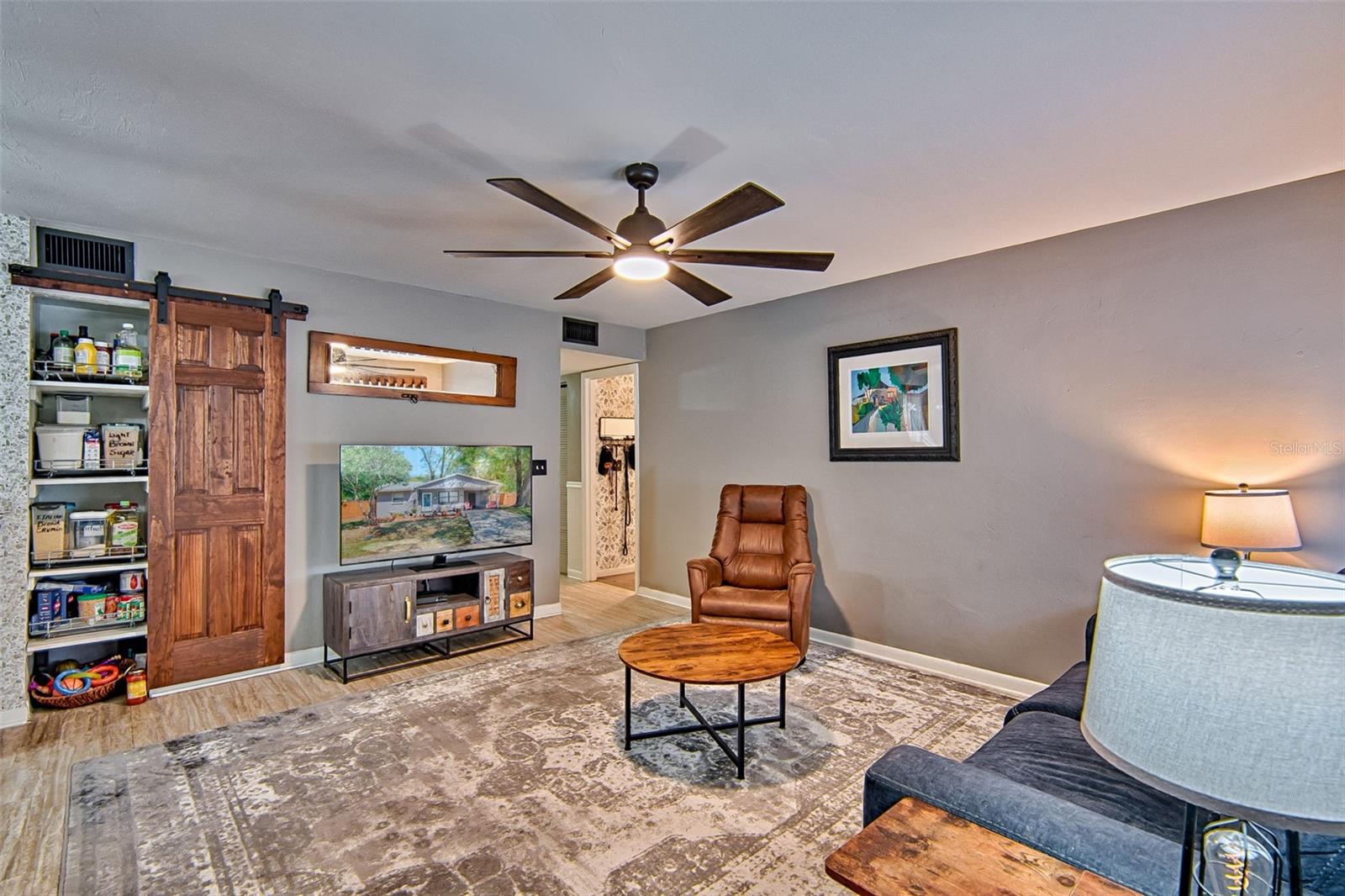 Image 3 of 26 For 22434 176th Avenue