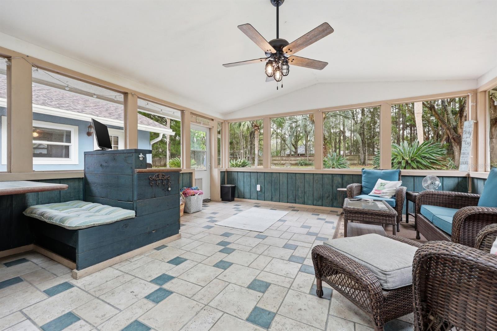 Image 14 of 38 For 2905 100th Street