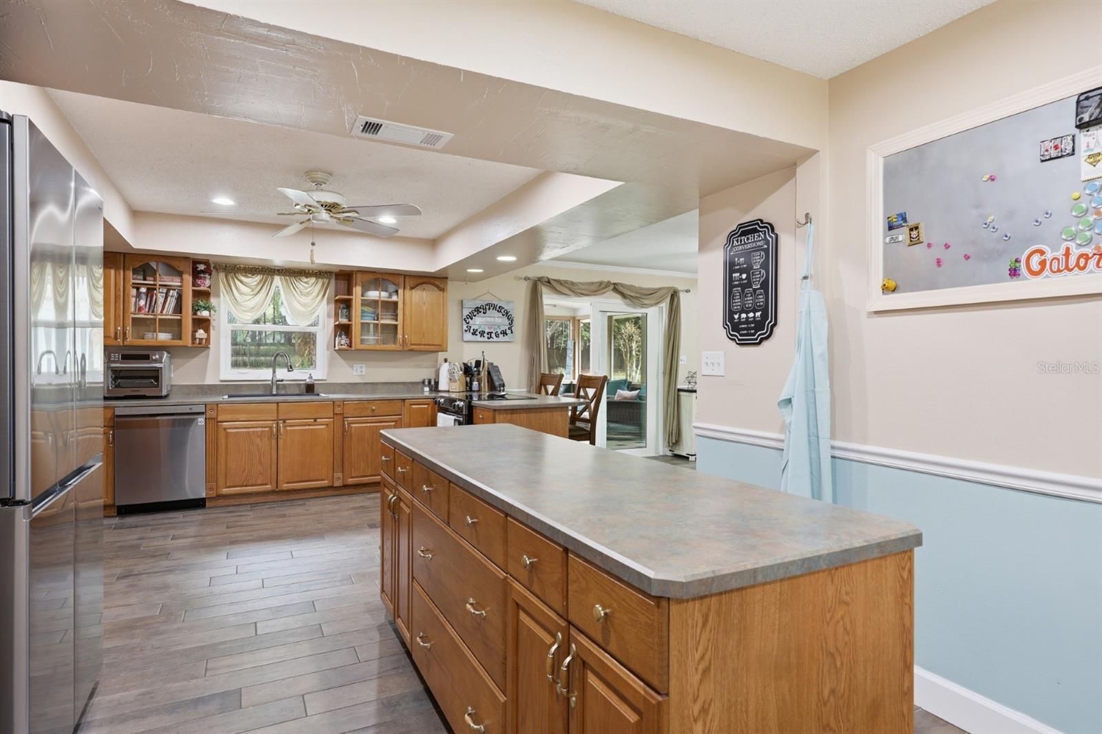 Image 9 of 38 For 2905 100th Street