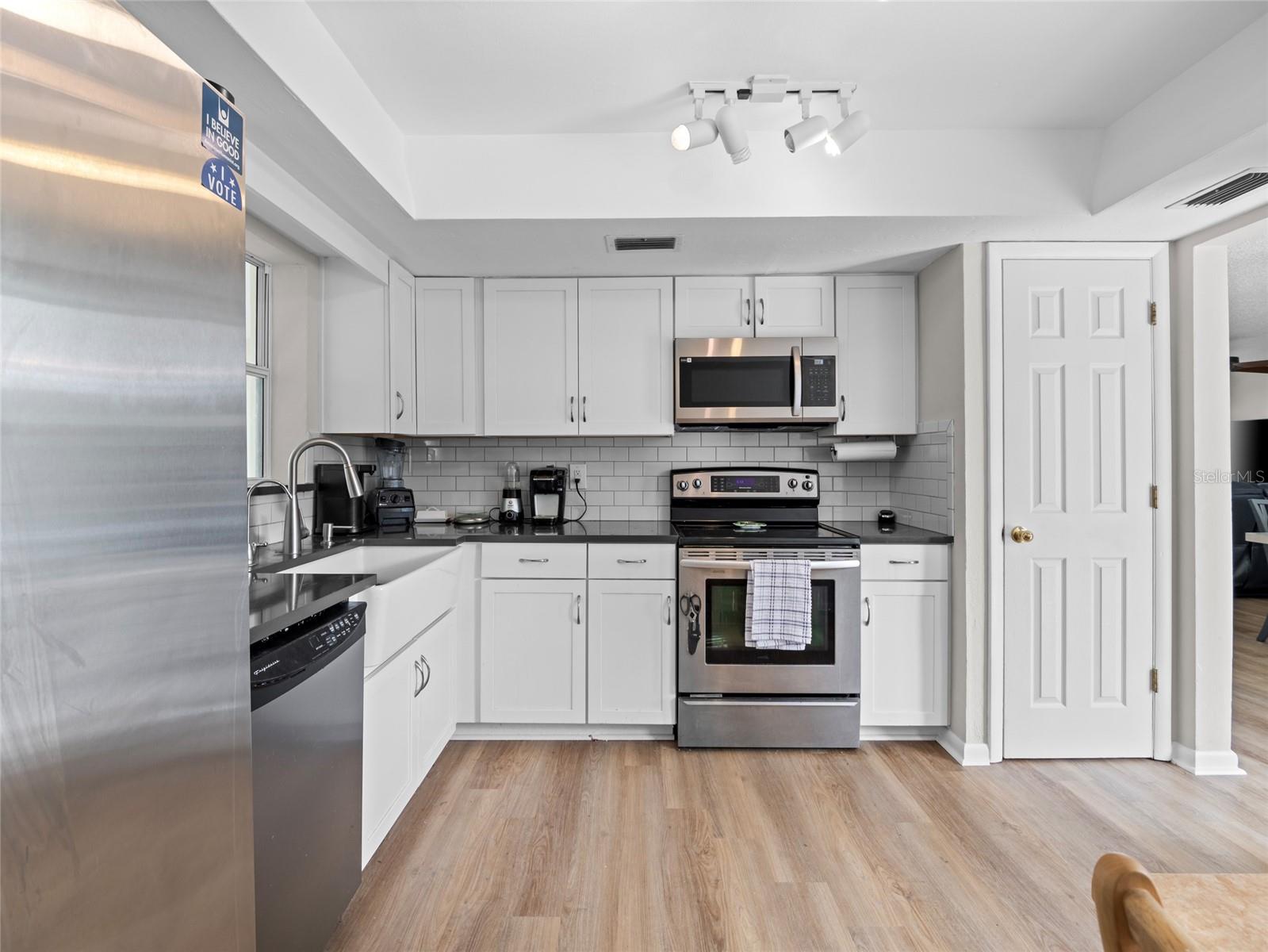 Image 2 of 16 For 336 Jupiter Drive