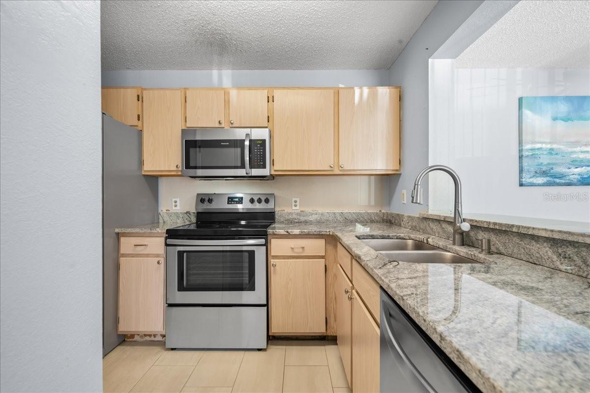 Image 16 of 30 For 3705 27th Street 611