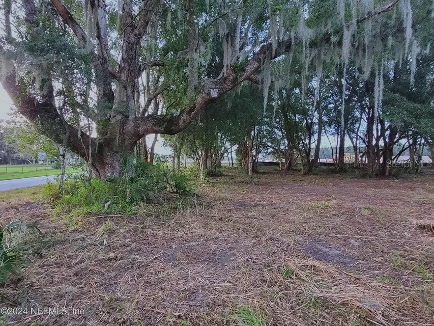 Image 5 of 16 For 1250 Huntington Road