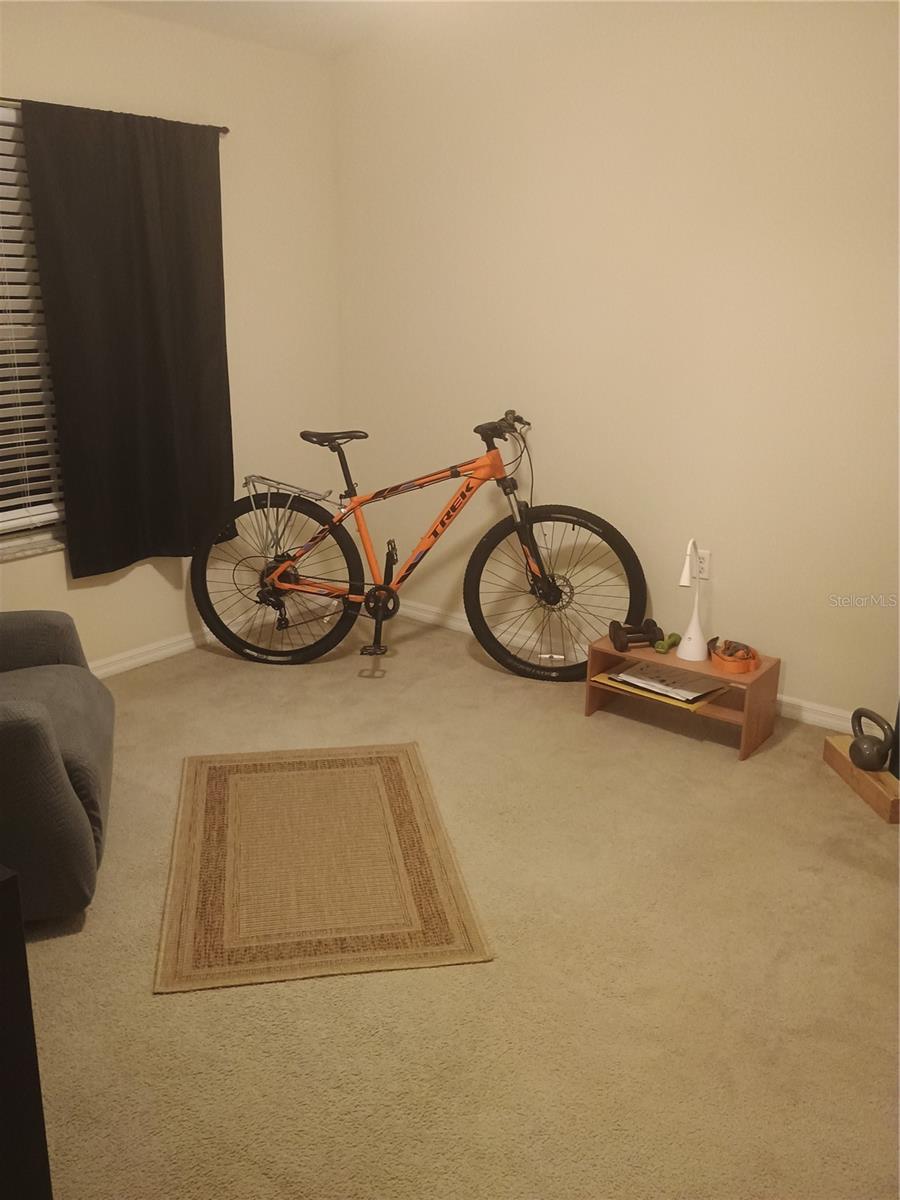 Image 21 of 27 For 10000 52nd Avenue N-77