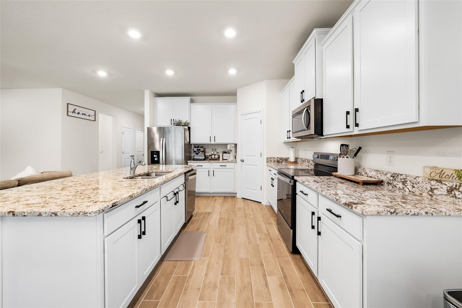 Image 11 of 45 For 13632 14th Place