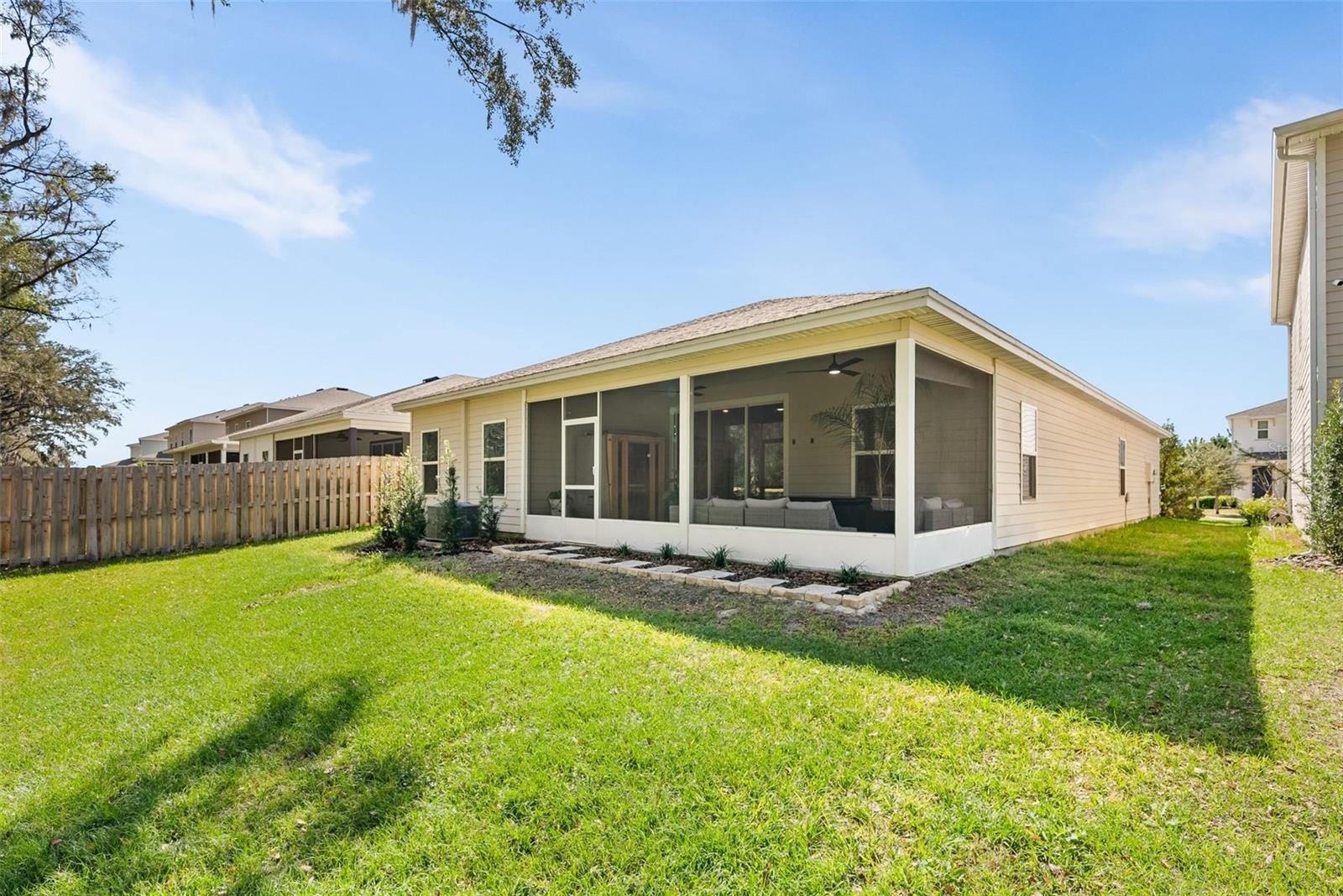 Image 32 of 45 For 13632 14th Place