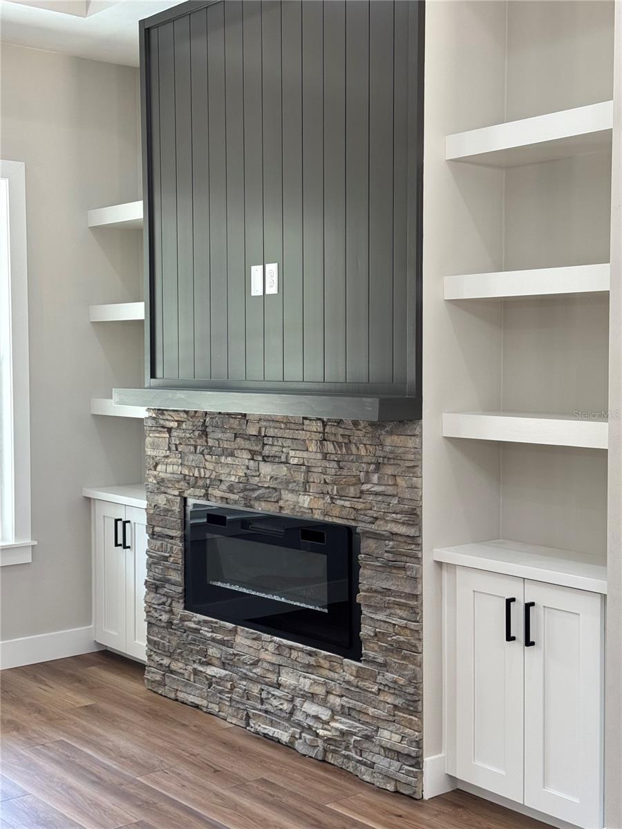 Image 11 of 58 For 5151 73 Street