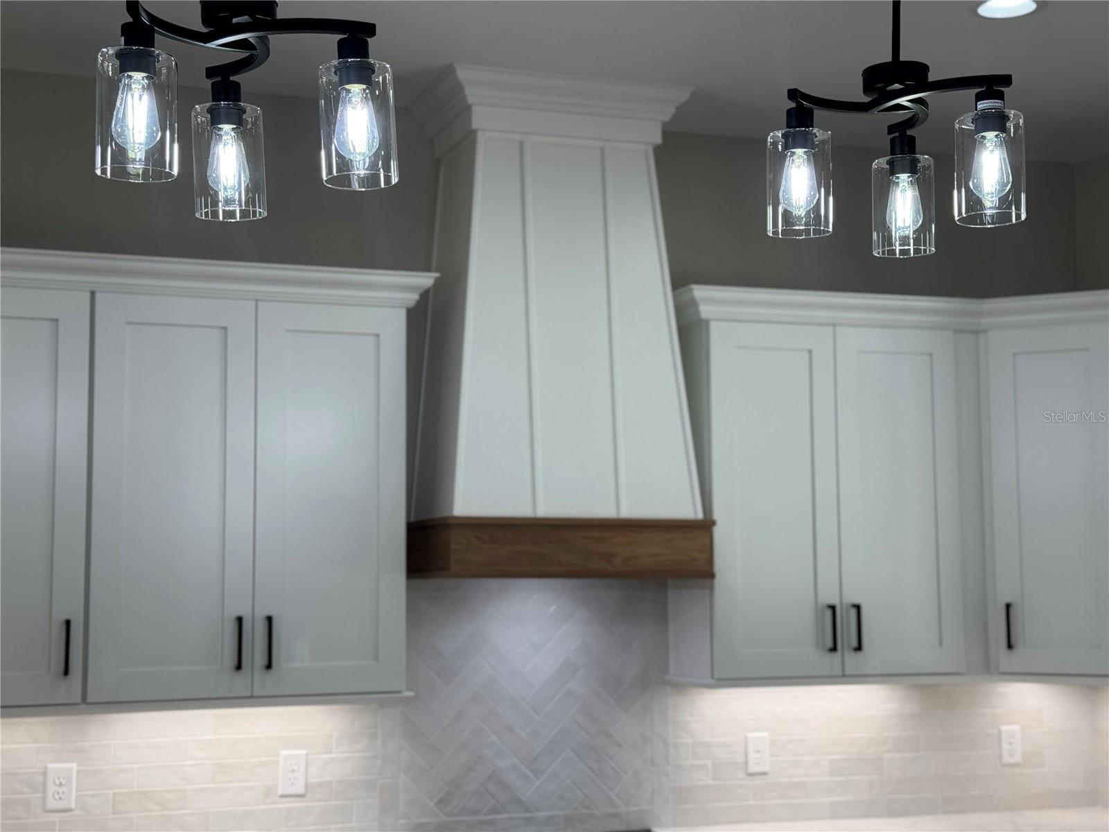 Image 17 of 58 For 5151 73 Street