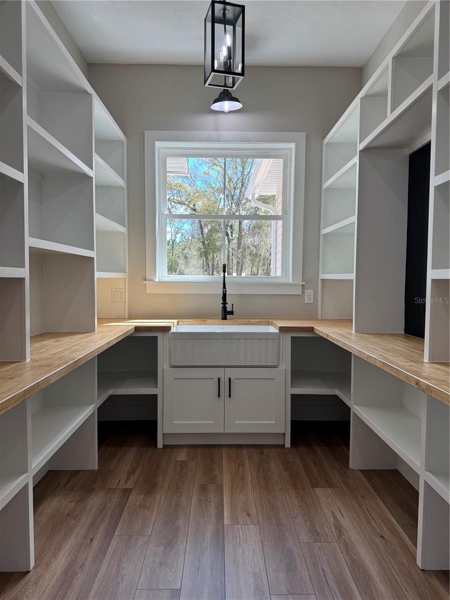 Image 24 of 58 For 5151 73 Street