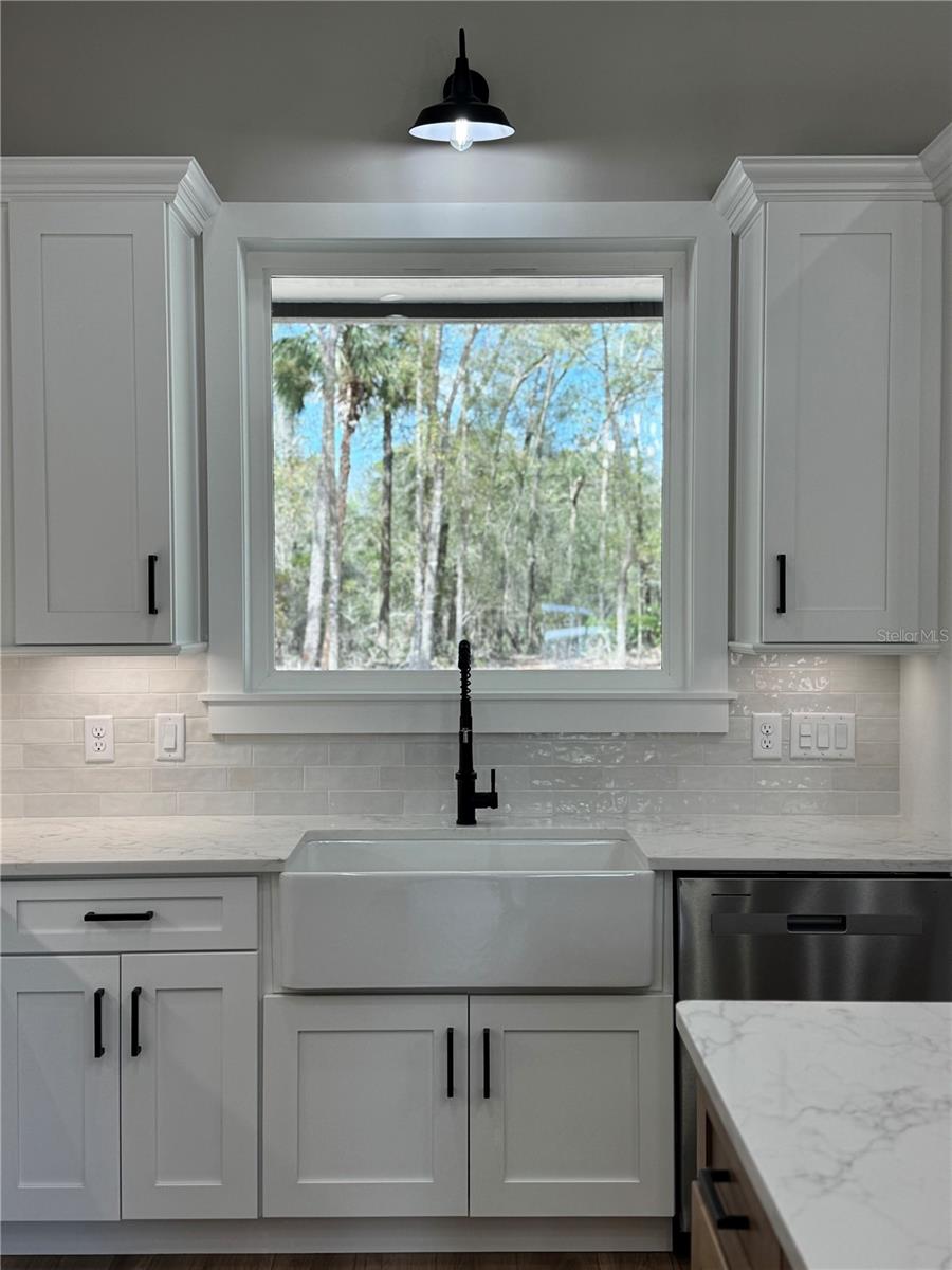 Image 26 of 58 For 5151 73 Street