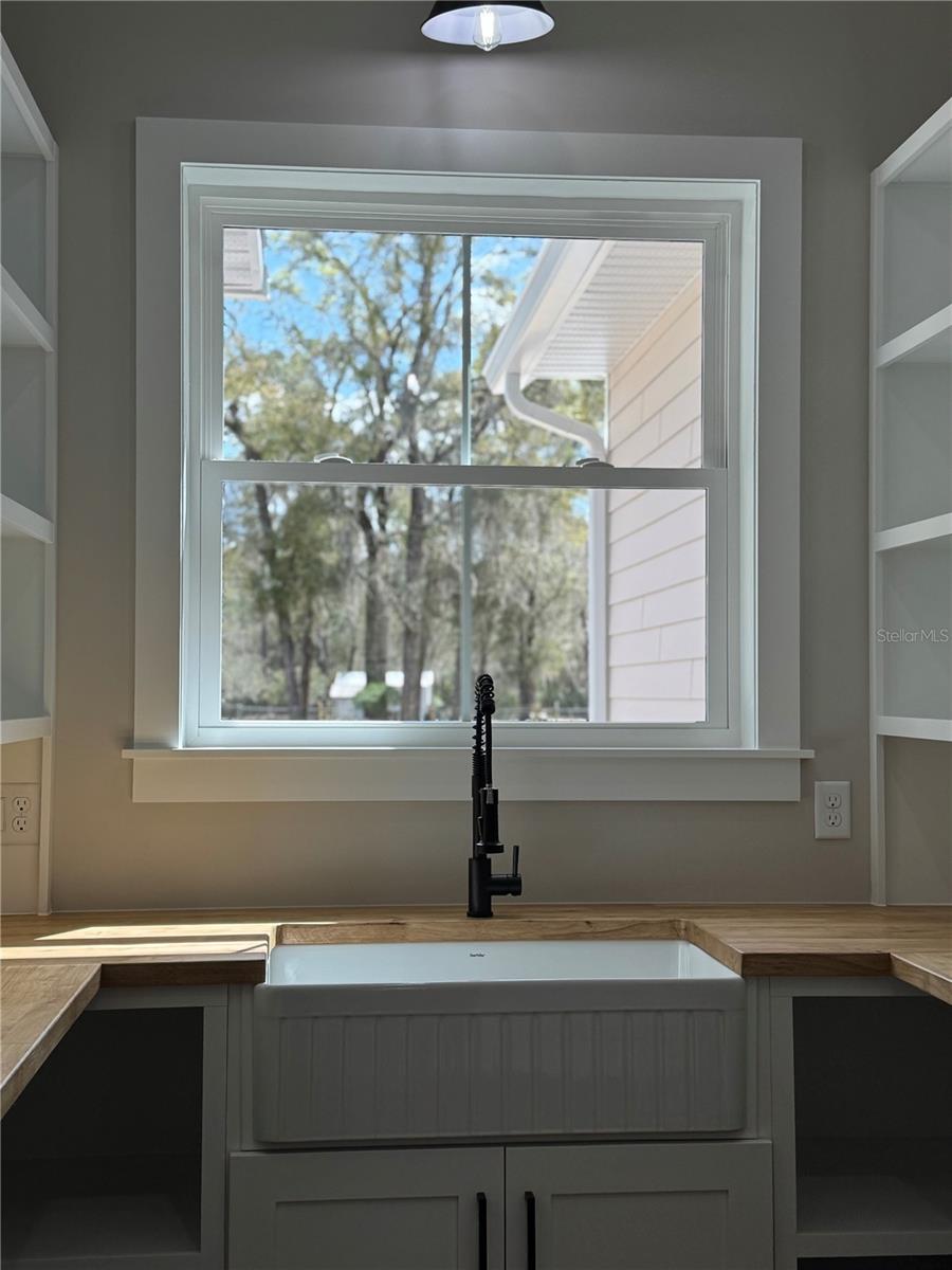 Image 27 of 58 For 5151 73 Street