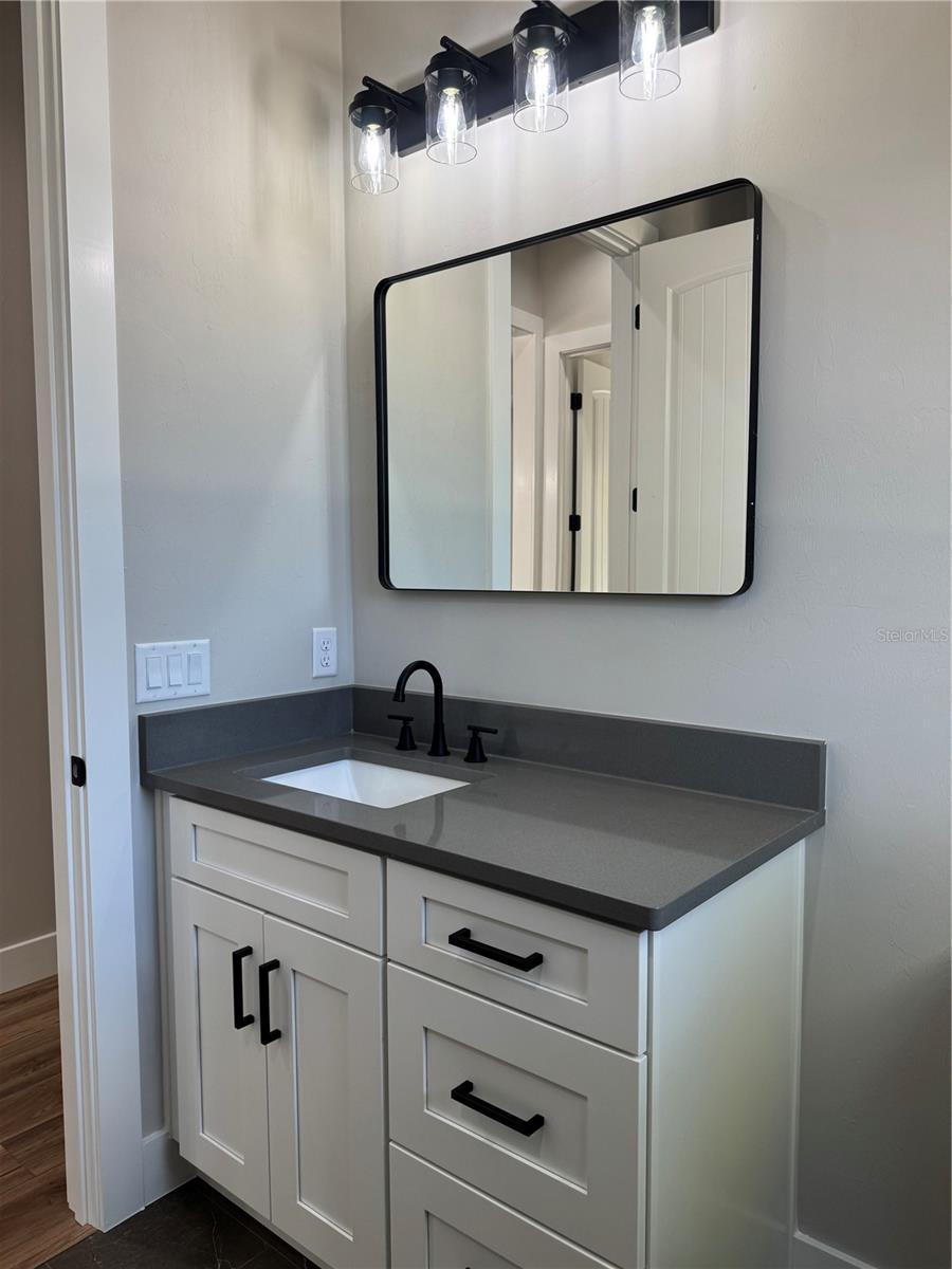 Image 51 of 58 For 5151 73 Street