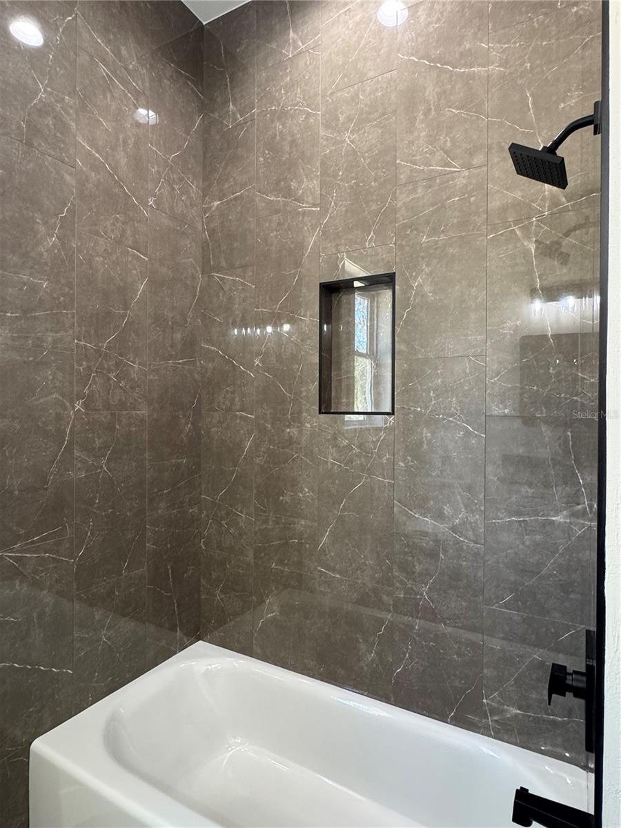 Image 53 of 58 For 5151 73 Street