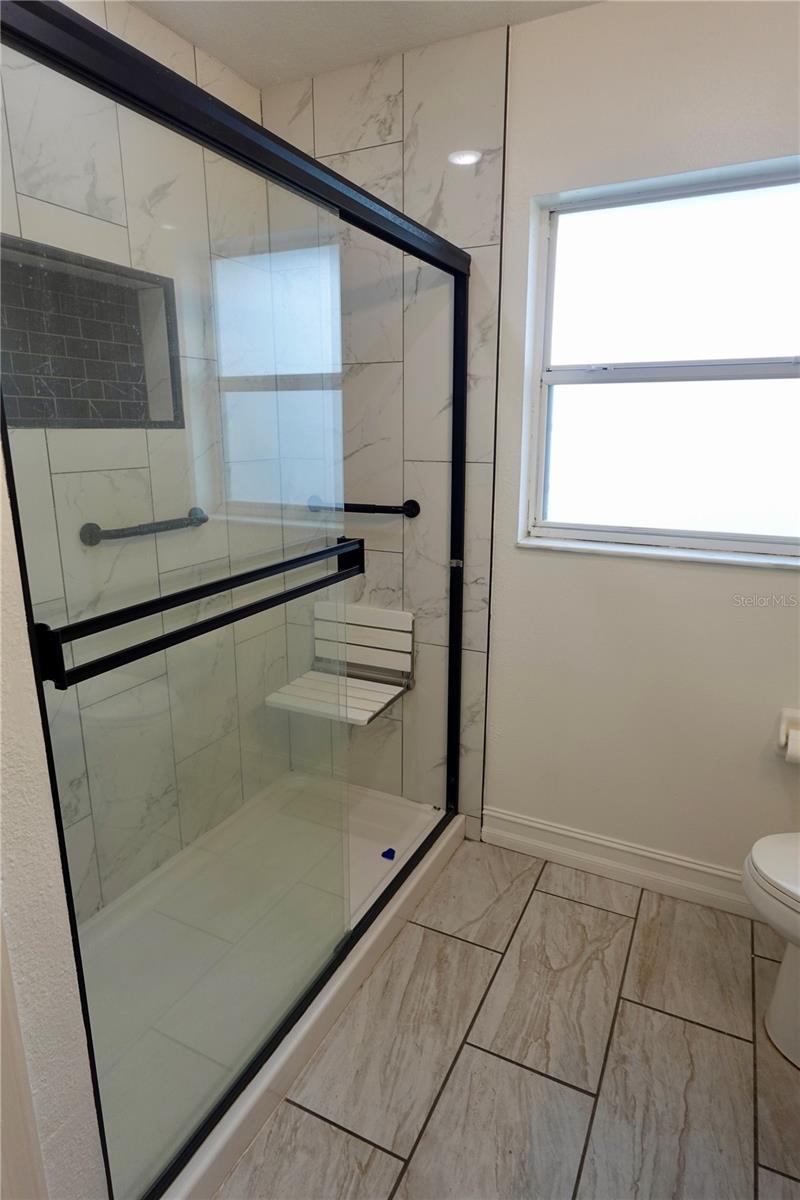 Image 11 of 21 For 540 Comstock Avenue