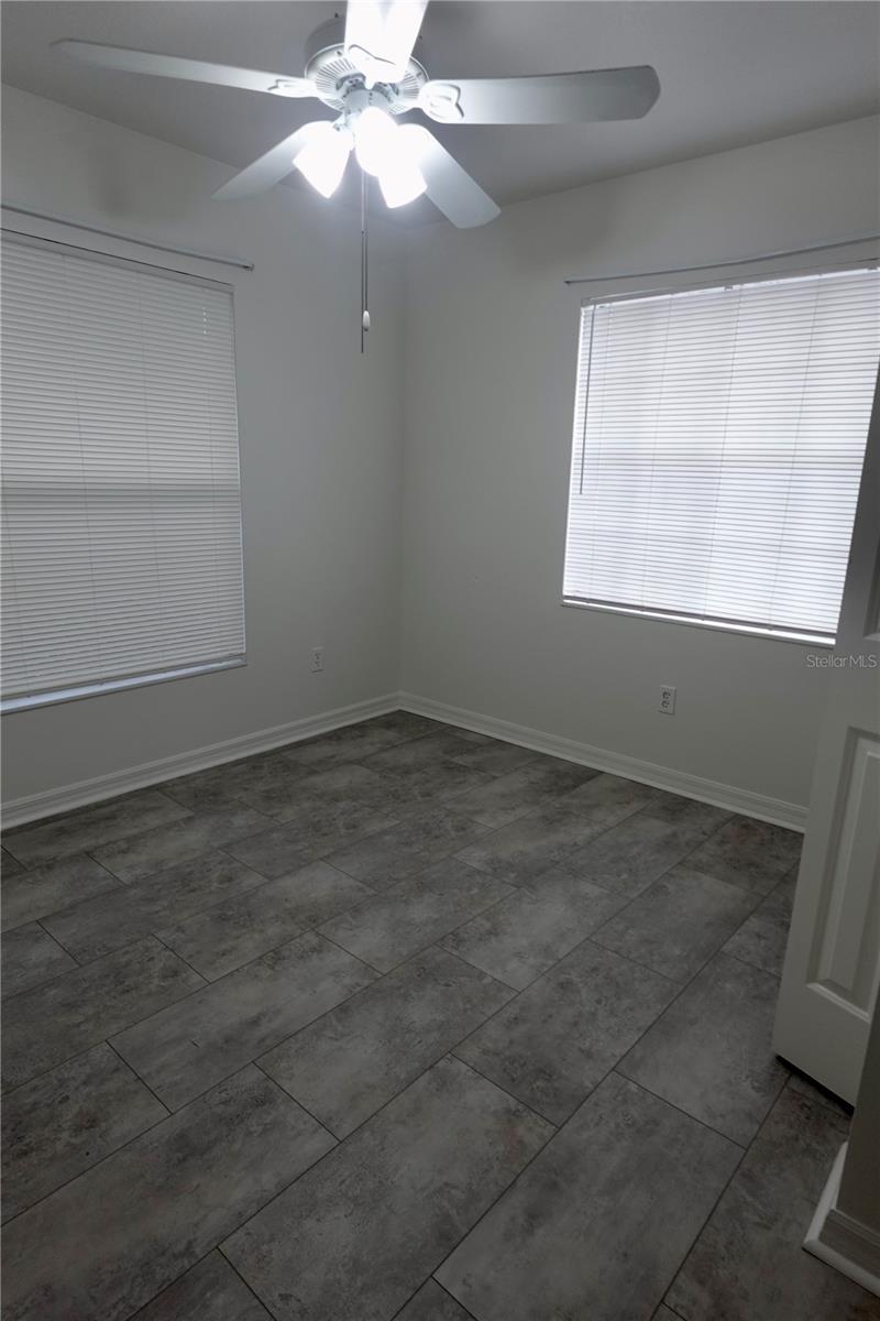 Image 12 of 21 For 540 Comstock Avenue