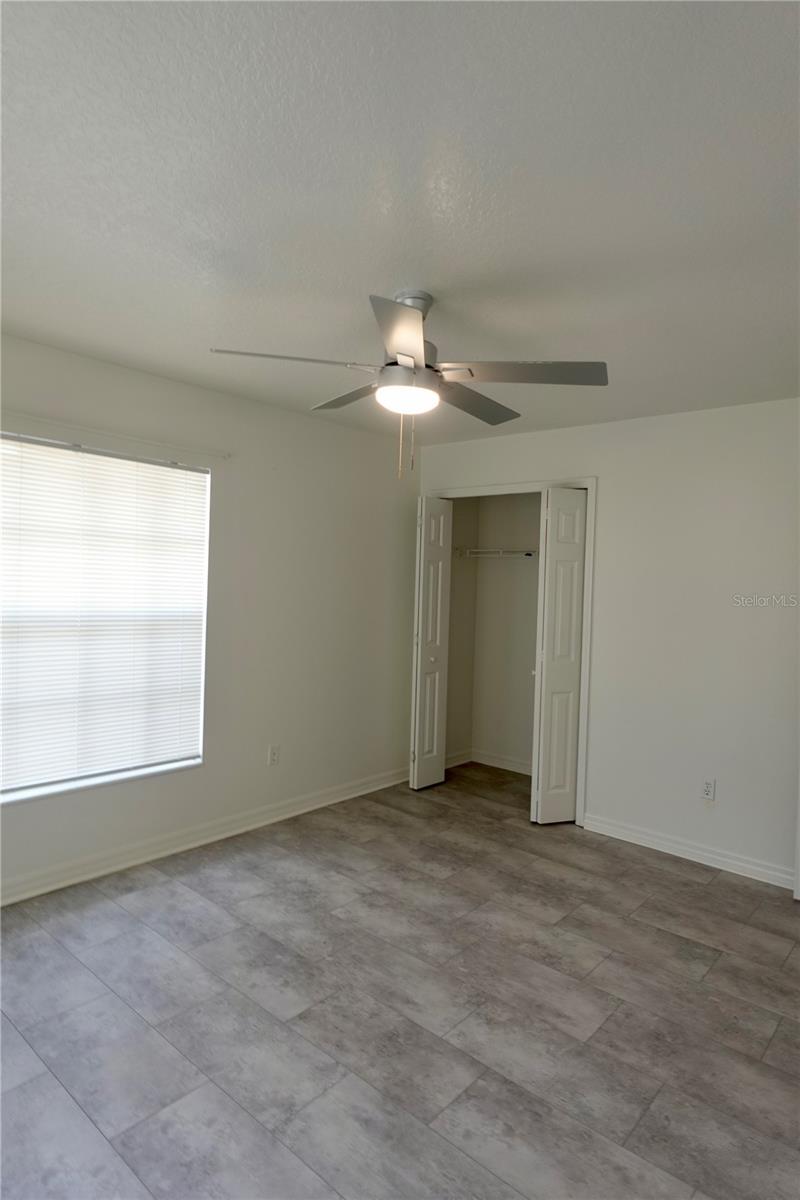 Image 14 of 21 For 540 Comstock Avenue