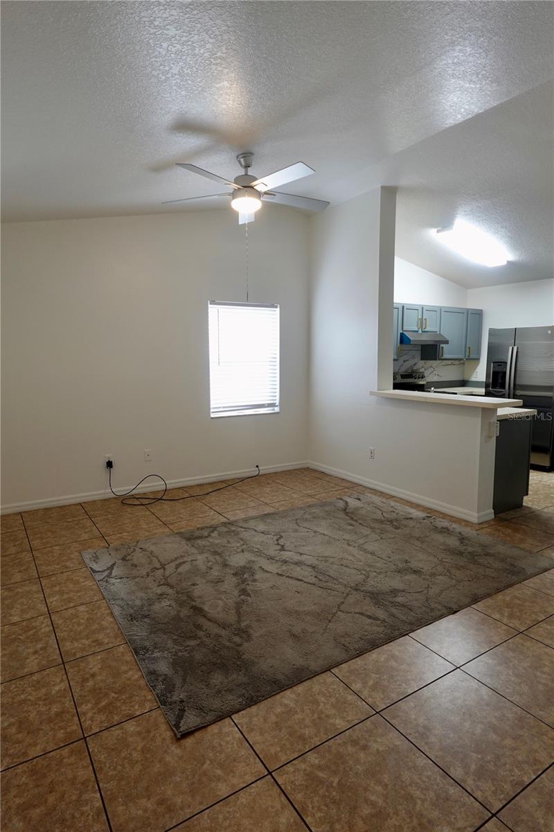 Image 19 of 21 For 540 Comstock Avenue