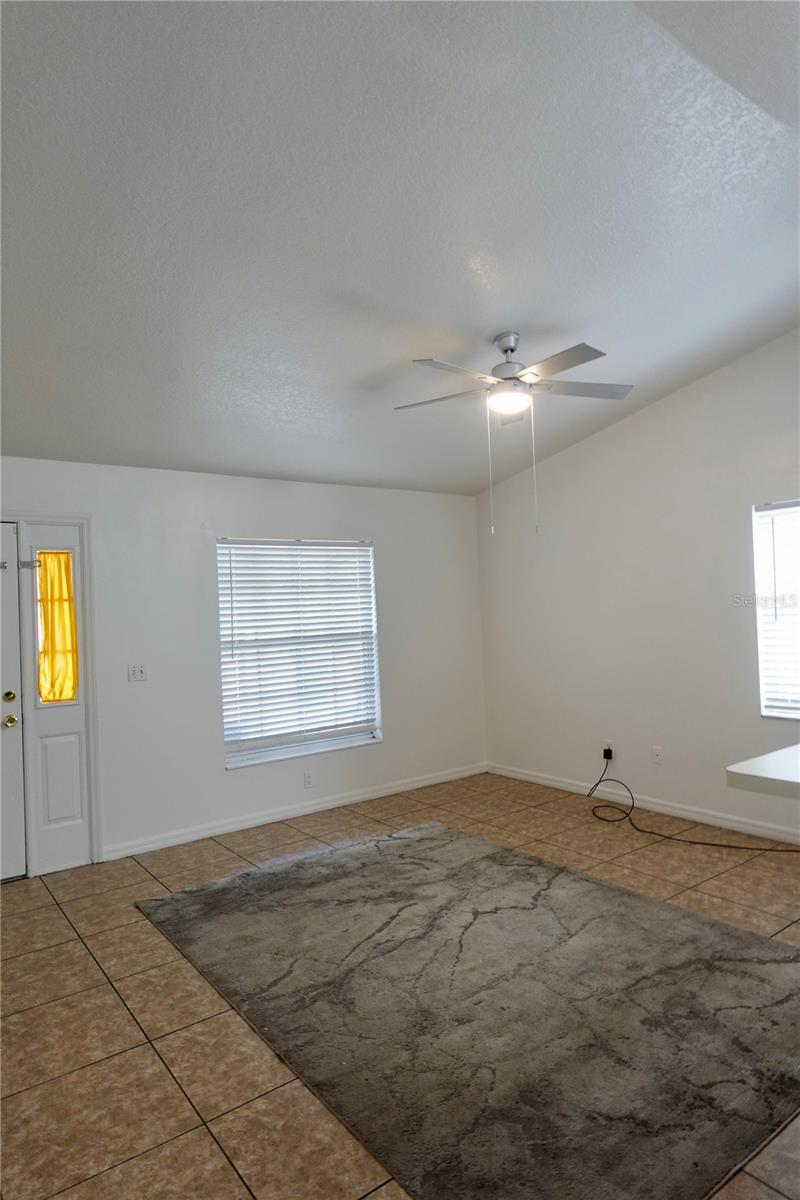 Image 21 of 21 For 540 Comstock Avenue