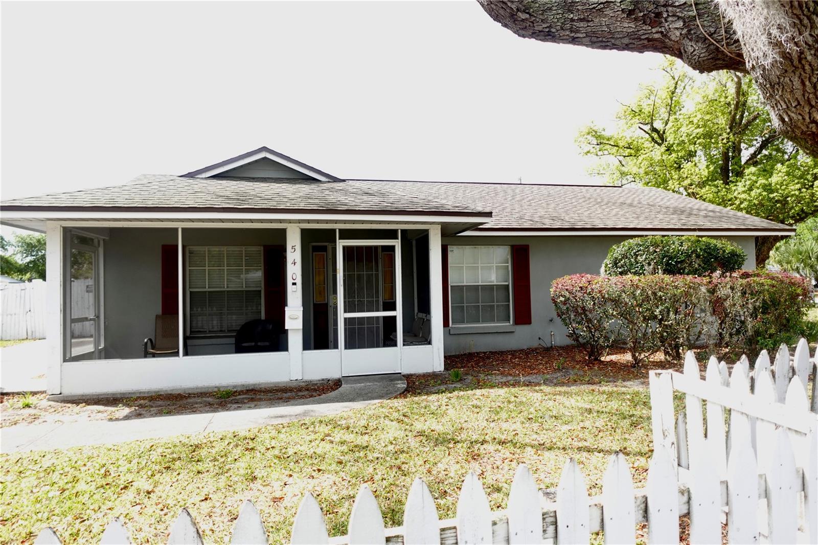 Image 4 of 21 For 540 Comstock Avenue