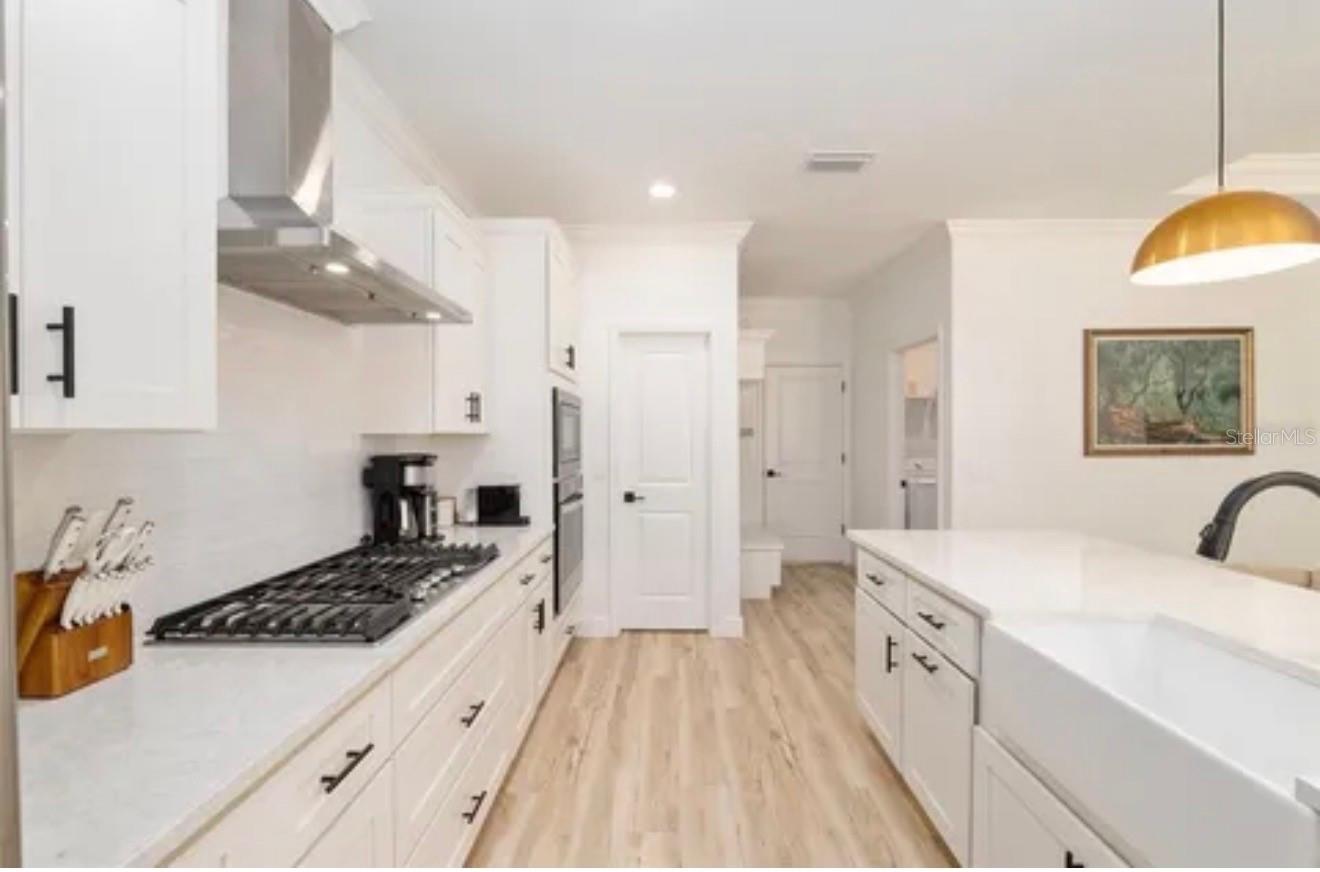 Image 3 of 9 For 1767 67th Circle