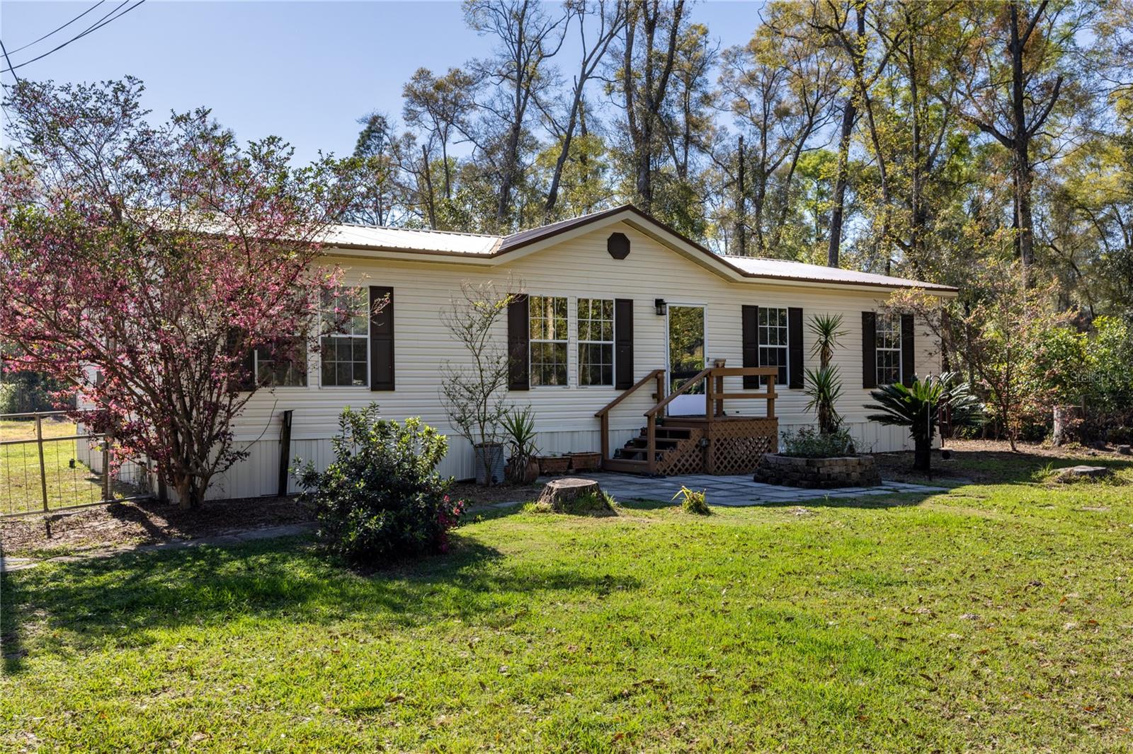 Details for 16564 85th Terrace, FANNING SPRINGS, FL 32693