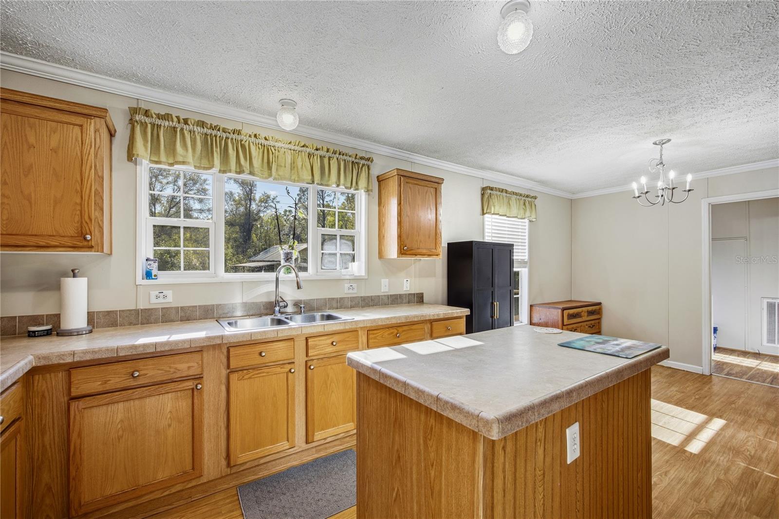 Image 19 of 39 For 16564 85th Terrace