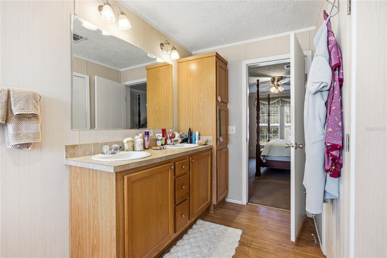 Image 25 of 39 For 16564 85th Terrace